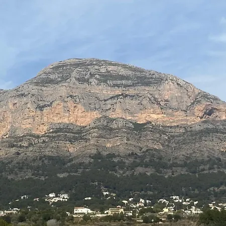 Atico En Pueblo “patraix” Lejlighed